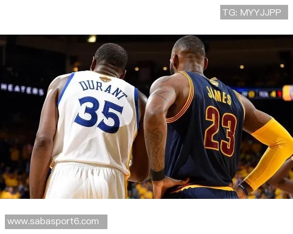 老詹好友揭秘杜兰特私信内容KD邀勒布朗回顾17年和18年三分球精彩瞬间